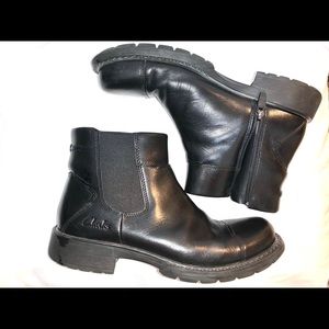 Clarks Chelsea boot